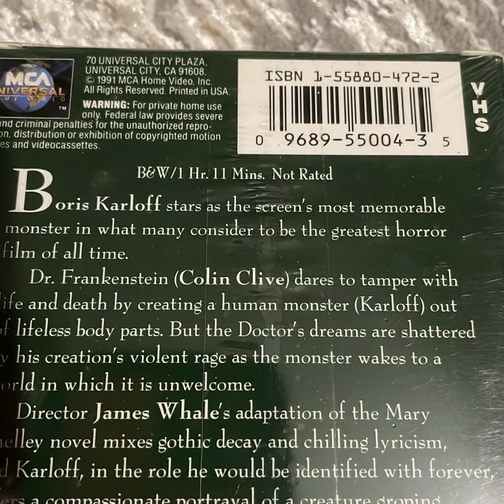 Two NEW in package Dracula & Frankenstein (Horror)classic collection VHS tapes - Picture 4 of 7
